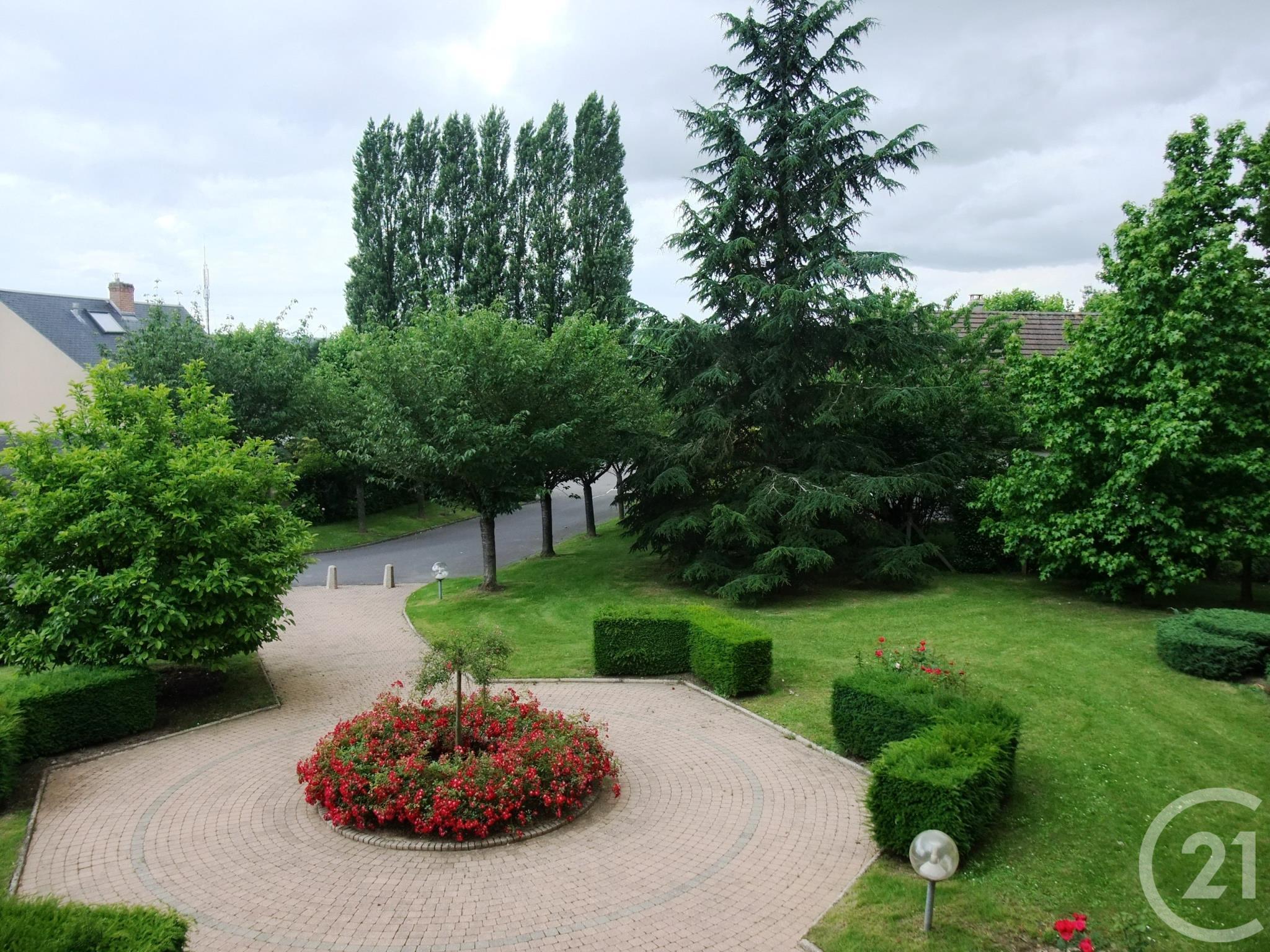 Appartement F2 à louer - 2 pièces - 51 m2 - NOYON - 60 - PICARDIE