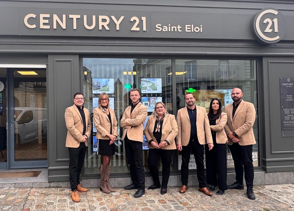 l'équipe de l'agence Saint Eloi