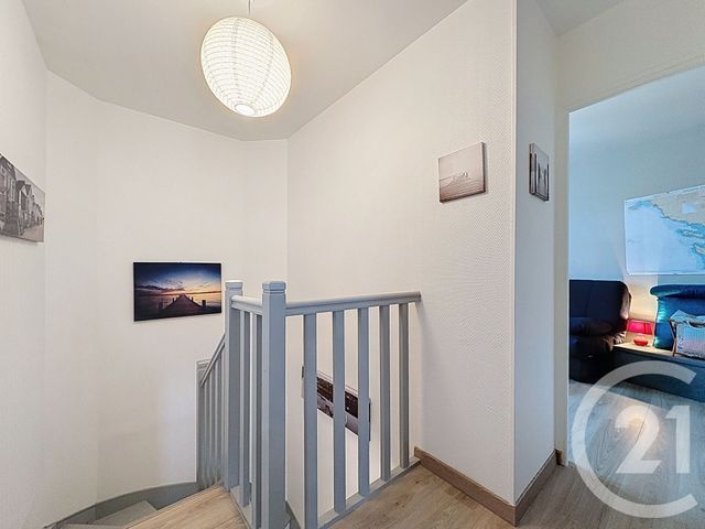 Appartement T4 à vendre - 4 pièces - 69.18 m2 - NOYON - 60 - PICARDIE - Century 21 Saint Eloi