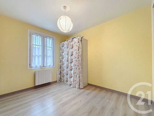 Appartement T4 à vendre - 4 pièces - 69.18 m2 - NOYON - 60 - PICARDIE - Century 21 Saint Eloi