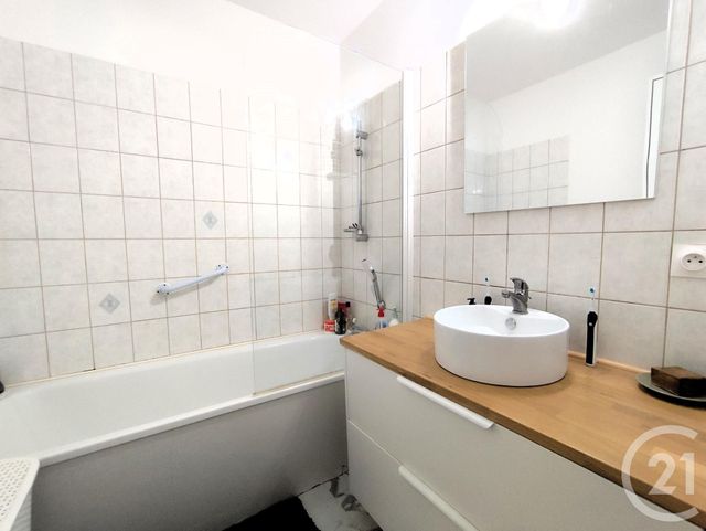 Appartement F3 à vendre - 3 pièces - 57.8 m2 - NOYON - 60 - PICARDIE - Century 21 Saint Eloi