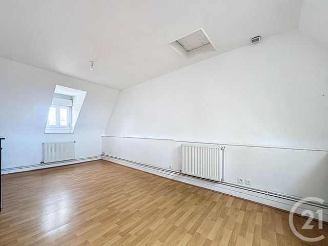 Appartement T2 à vendre - 2 pièces - 39.21 m2 - NOYON - 60 - PICARDIE - Century 21 Saint Eloi