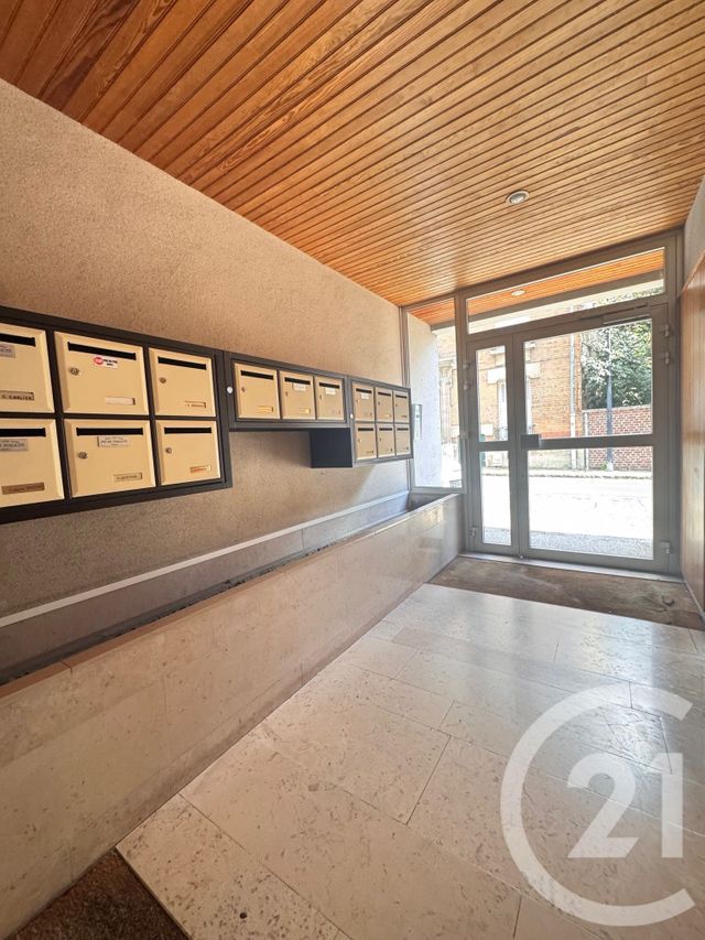 Appartement F2 à louer - 2 pièces - 37.55 m2 - NOYON - 60 - PICARDIE - Century 21 Saint Eloi