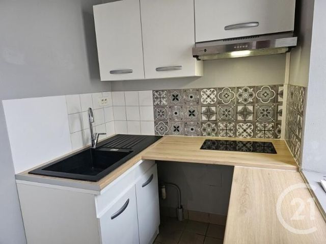 Appartement F2 à louer - 2 pièces - 30.0 m2 - NOYON - 60 - PICARDIE - Century 21 Saint Eloi