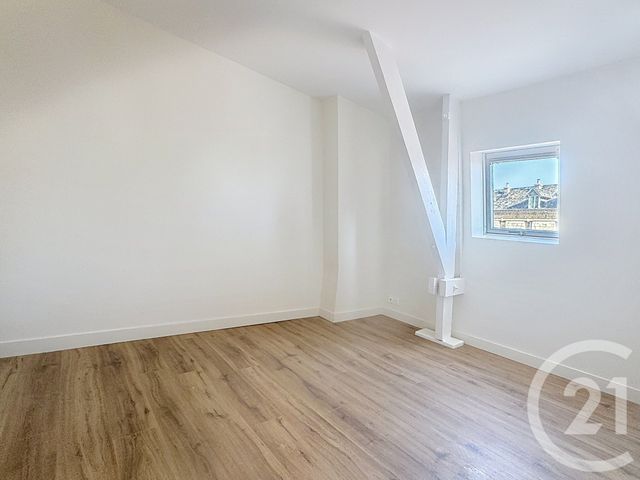 Appartement F2 à louer - 2 pièces - 38.76 m2 - NOYON - 60 - PICARDIE - Century 21 Saint Eloi