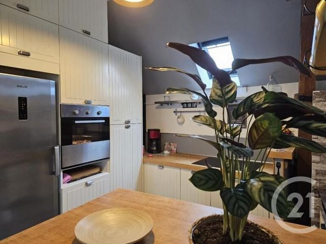Appartement F3 à louer - 3 pièces - 53.0 m2 - NOYON - 60 - PICARDIE - Century 21 Saint Eloi