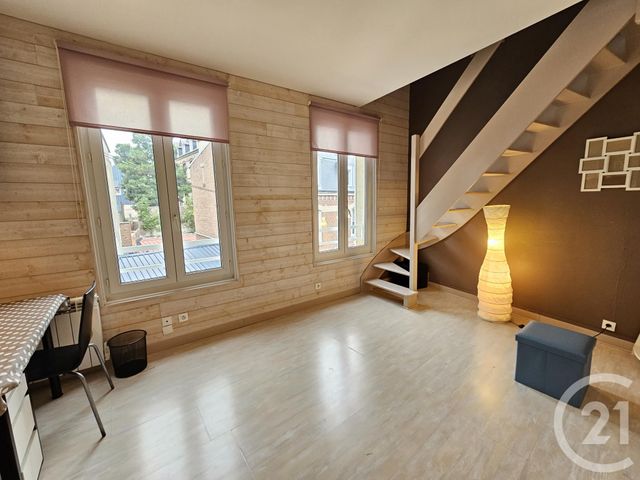Appartement F3 à louer - 3 pièces - 53.0 m2 - NOYON - 60 - PICARDIE - Century 21 Saint Eloi