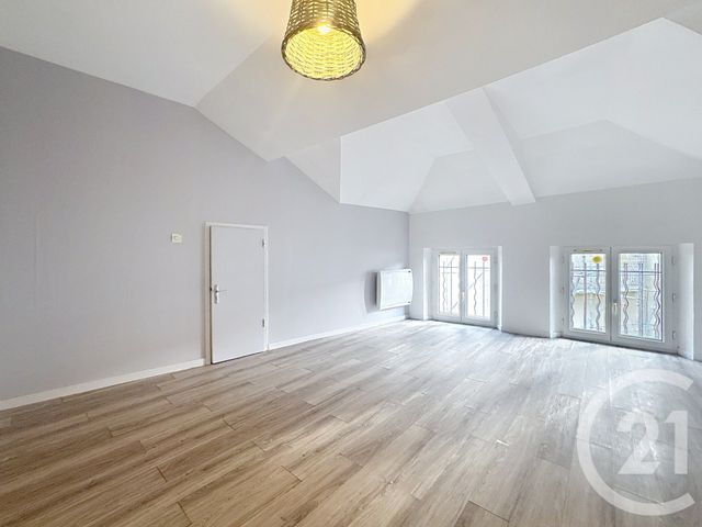 Appartement T2 à louer - 2 pièces - 42.55 m2 - NOYON - 60 - PICARDIE - Century 21 Saint Eloi